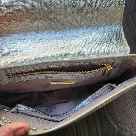 Tory Burch Silver Saffiano Leather Robinson Flap Shoulder Bag - Picture 3 of 7